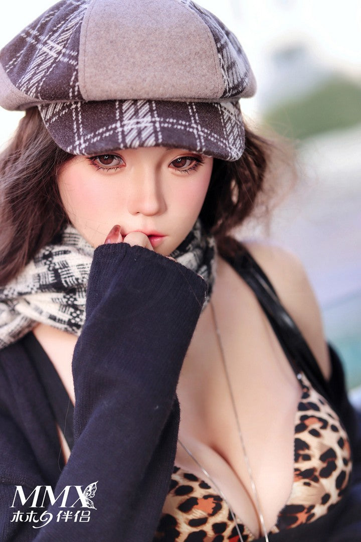 LittleOrange: Realistische 165 cm Silikon-Sexdoll mit E-Körbchen – MMX-Puppe