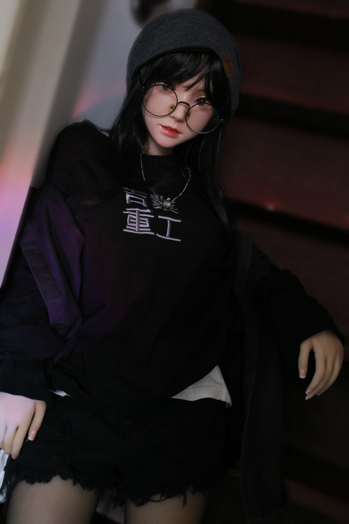J011: 148cm D-Cup Realistic Silicone Sex Doll-FU Doll