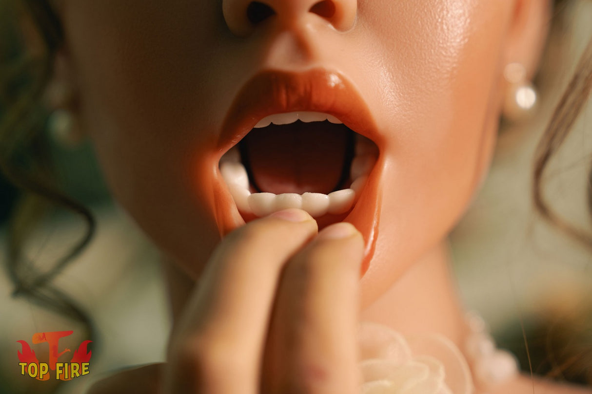 T08 : Poupée sexuelle Top Fire Doll (entièrement en silicone)