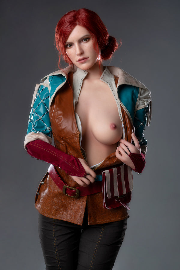 Triss : Poupée sexuelle en silicone de cosplay de 168 cm bonnet E - Femme de jeu