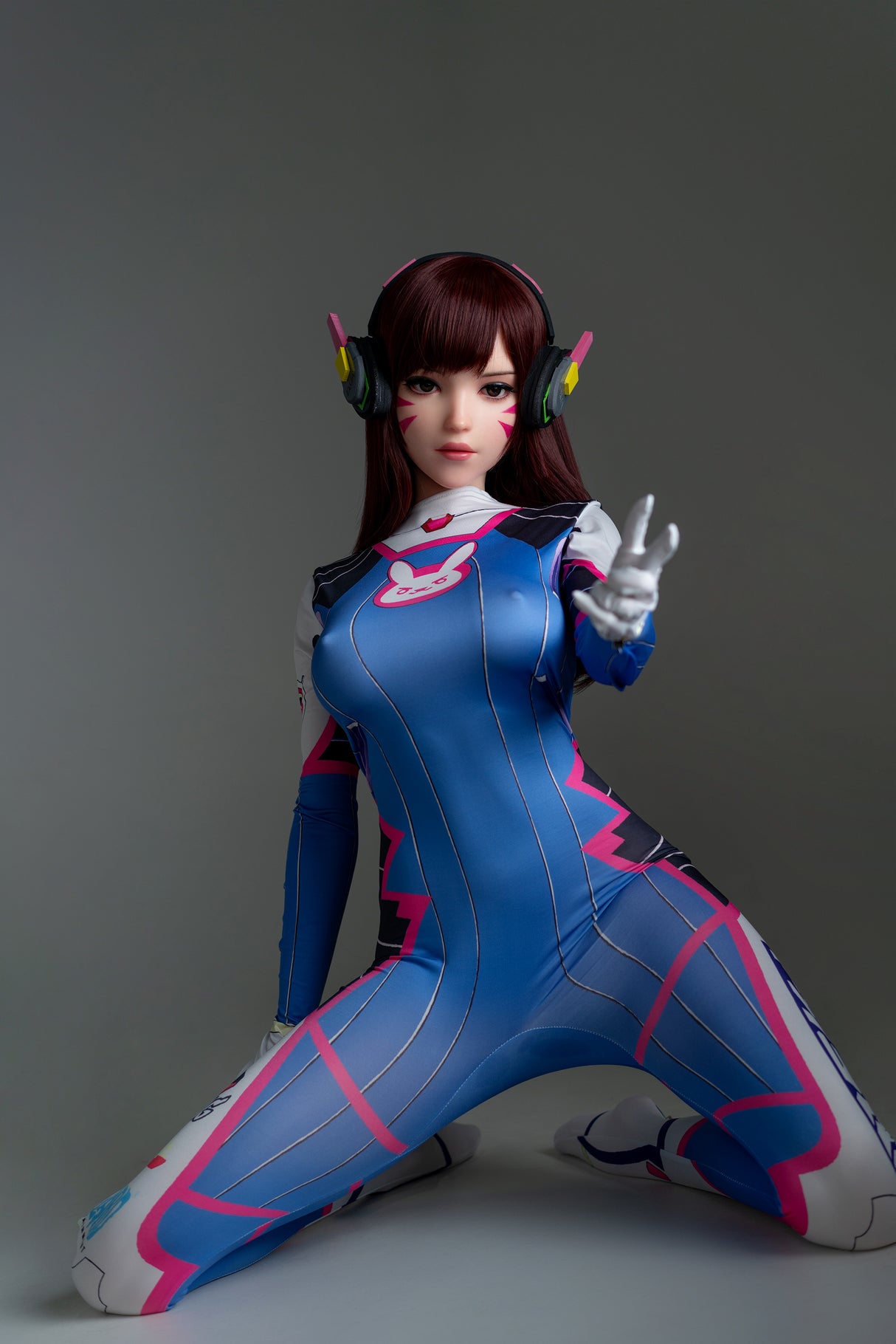 Dva : Poupée sexuelle en silicone de 167 cm avec bonnets en D, pour cosplay et jeu vidéo