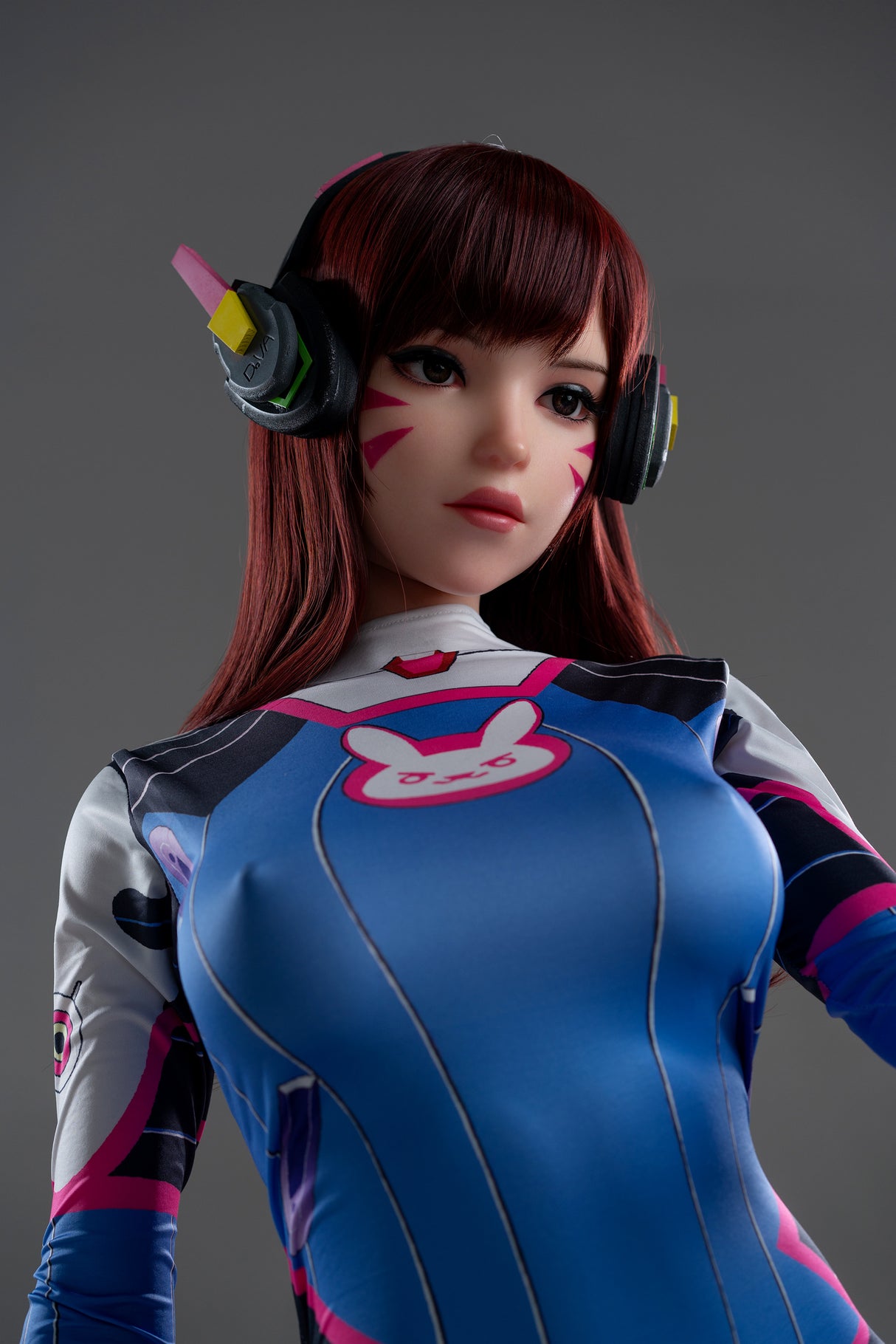 Dva : Poupée sexuelle en silicone de 167 cm avec bonnets en D, pour cosplay et jeu vidéo