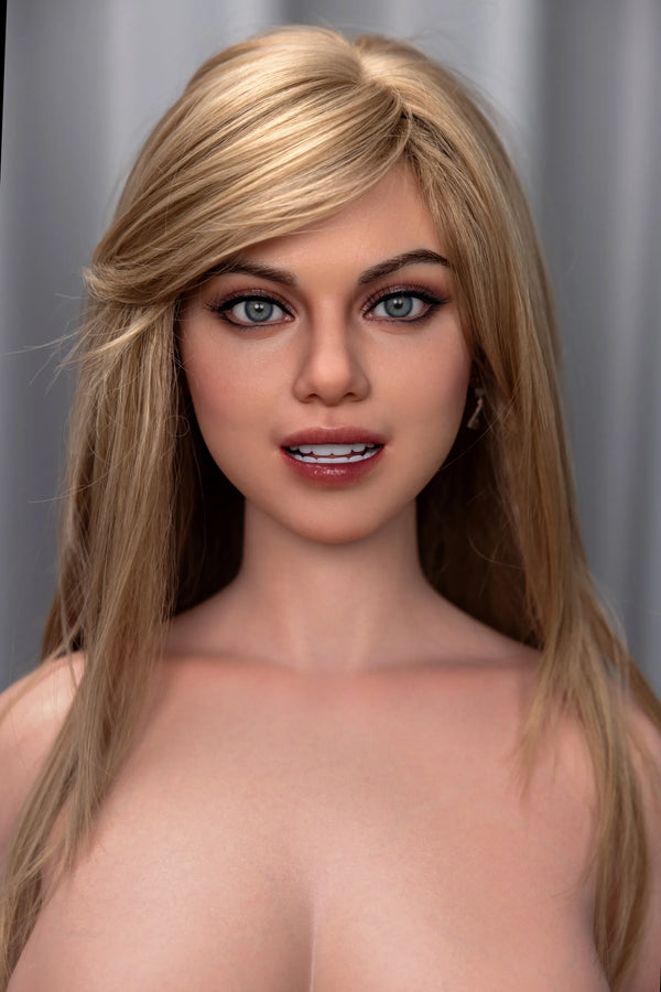 Face portrait of Maria ROS with long blonde hair