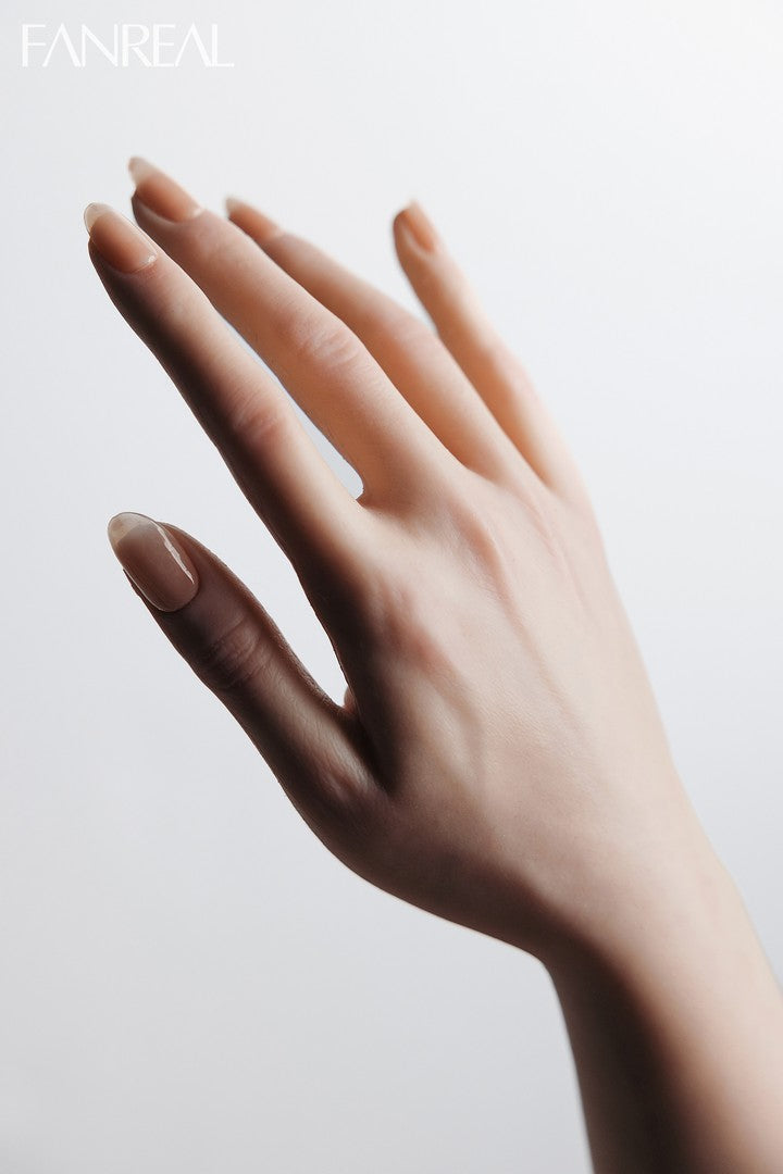 Yao: 159cm F-Cup Luxury Silicone Sex Doll