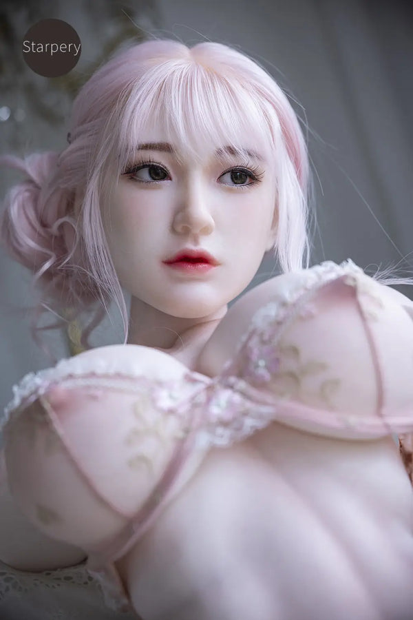 Jin: Starpery Asiatische Sexpuppe