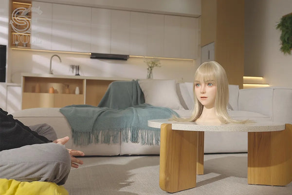 SE X-Robot Head - Annika - Talking & Facial Expressions