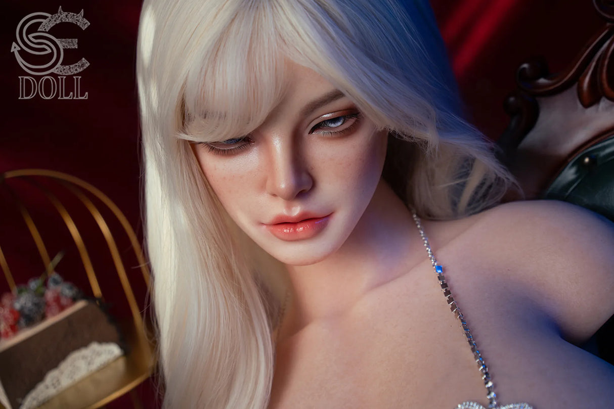 Scarlett Reed.A: 110cm J-Cup Realistic Silicone Sex Doll Torso