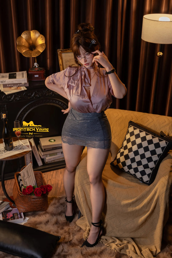 N03 Sia: 165cm F-Cup Graceful Secretary Premium Sex Doll | Young Series