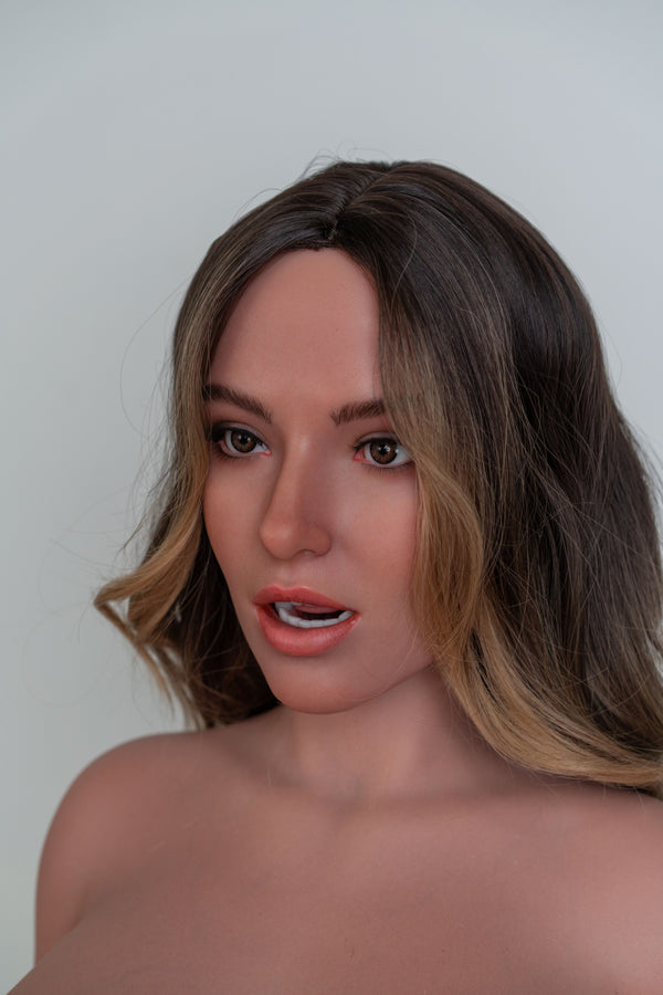 ZXE217_2: Weiße Sexpuppe von Zelex (SLE-Serie)
