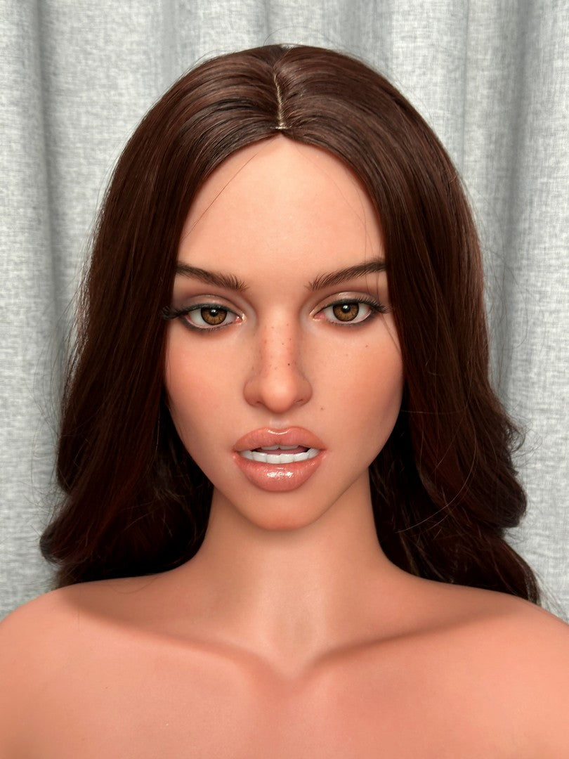 ZXE204_1: Weiße Sexpuppe von Zelex (SLE-Serie)