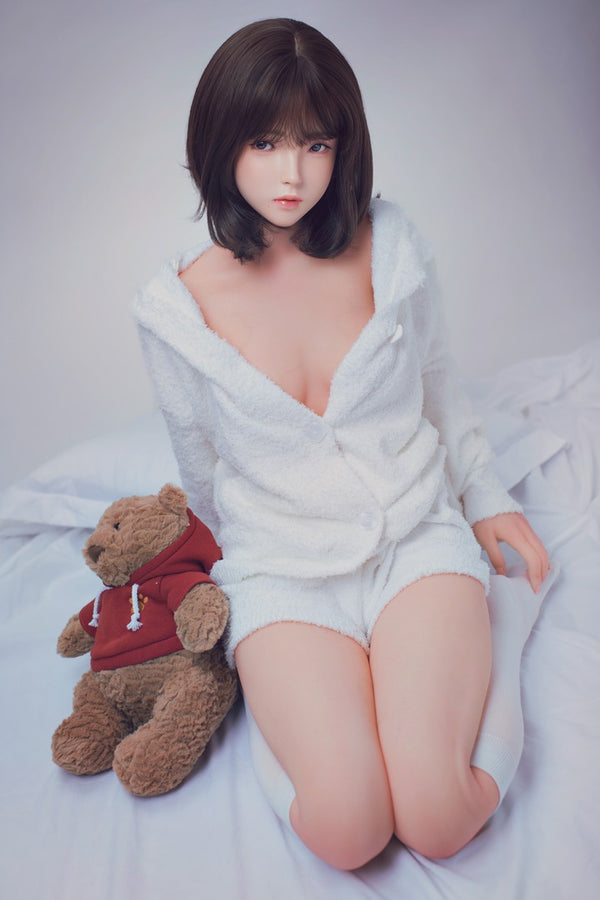 Lauren : Poupée sexuelle HR DOLL (entièrement en silicone)