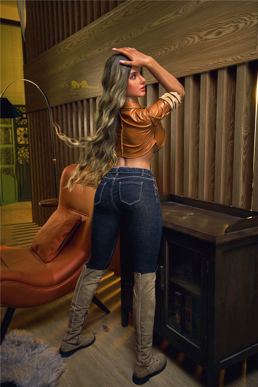 Hazel S18 (ROS verfügbar): Irontech Latina Sexpuppe (vollständig aus Silikon)
