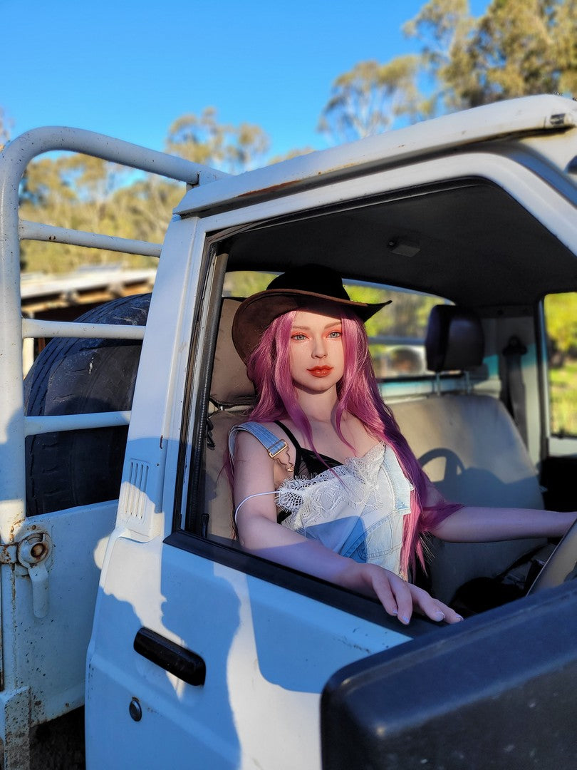 Queen: 171cm A-Cup Realistic Sex Doll-Starpery