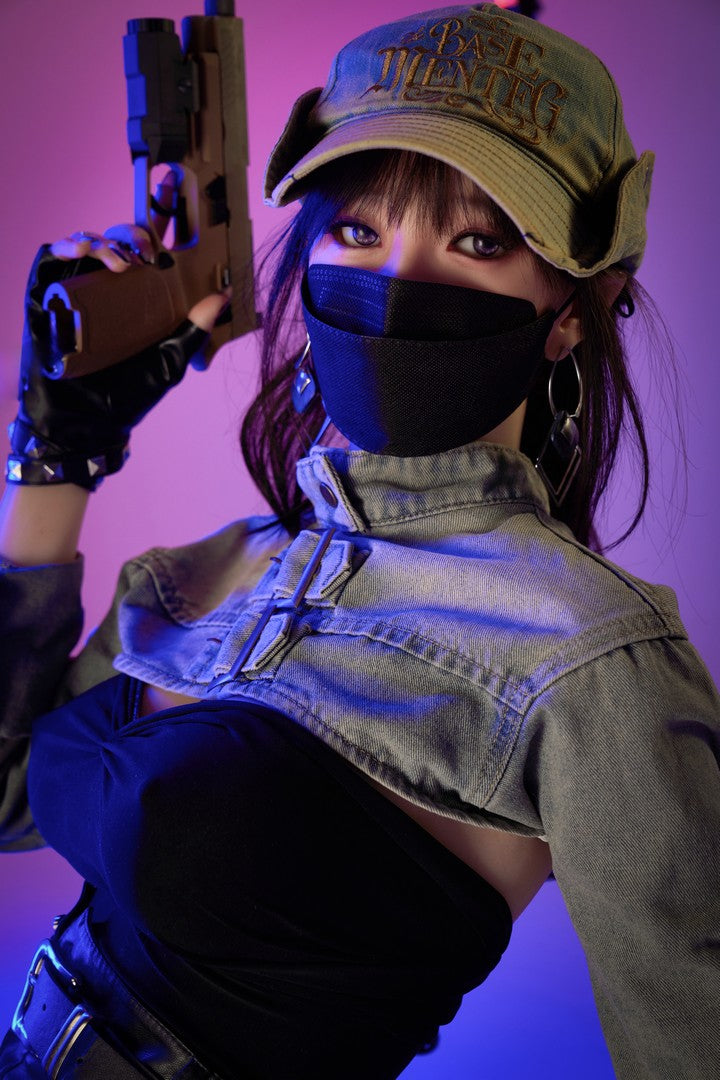 Xia: Asiatische Sexpuppe von SANHUI (vollständig aus Silikon)
