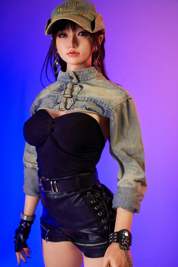 Xia: Asiatische Sexpuppe von SANHUI (vollständig aus Silikon)