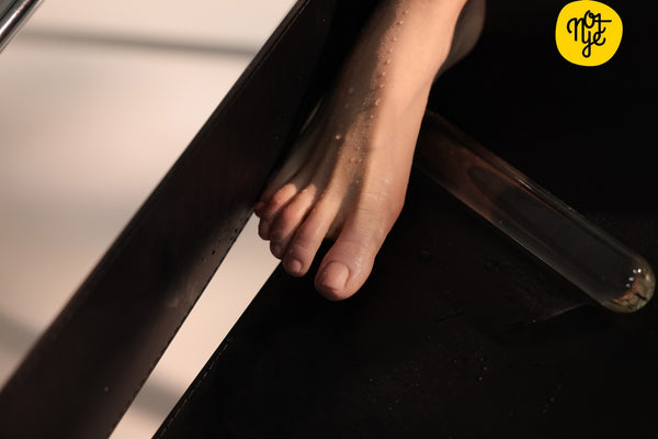 S7: Realistic Silicone Foot Sex Doll Torso-Notye