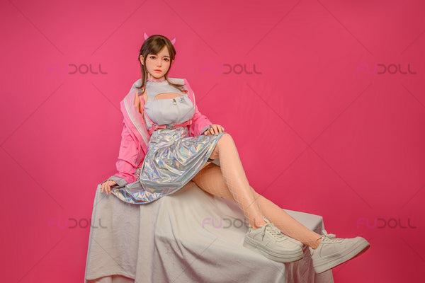 Lauren : Poupée sexuelle HR DOLL (entièrement en silicone)