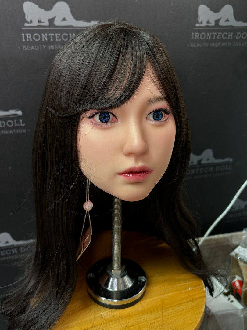 S10 : Poupée sexuelle asiatique Irontech 166CM B-Cup (prête à être expédiée en Amérique du Nord)