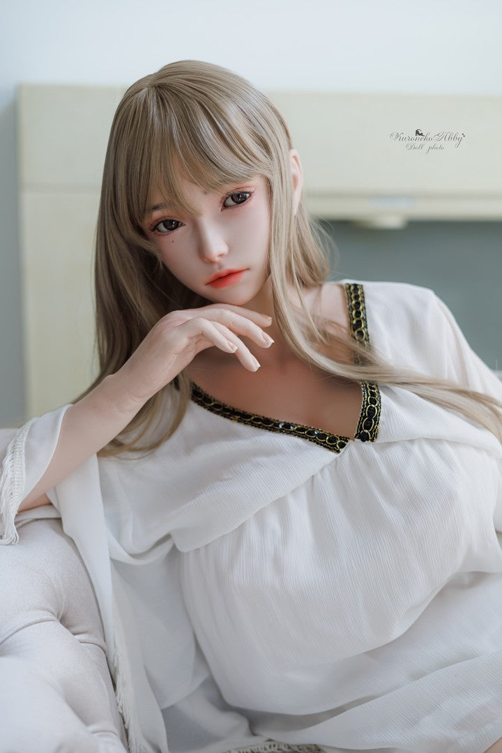 Lauren : Poupée sexuelle HR DOLL (entièrement en silicone)