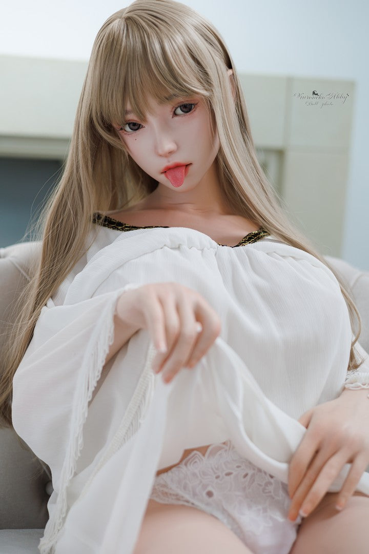 Lauren : Poupée sexuelle HR DOLL (entièrement en silicone)