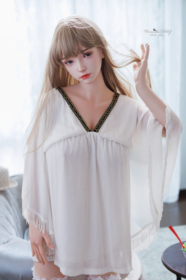 Lauren : Poupée sexuelle HR DOLL (entièrement en silicone)
