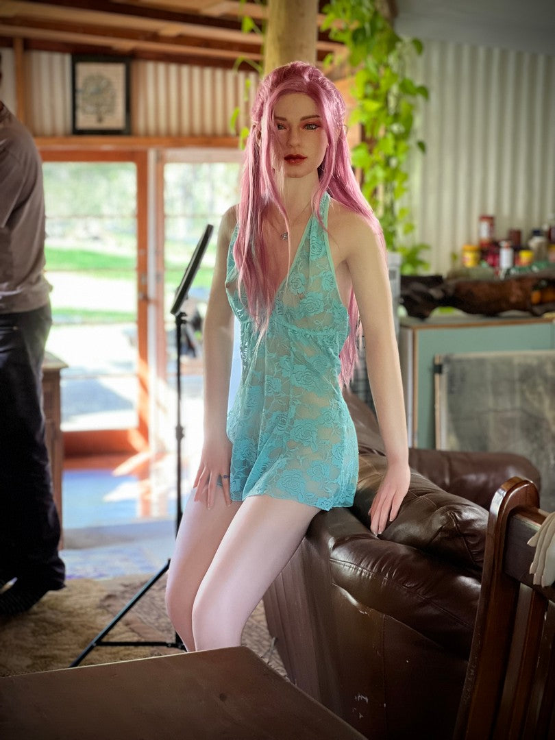 Queen: 171cm A-Cup Realistic Sex Doll-Starpery