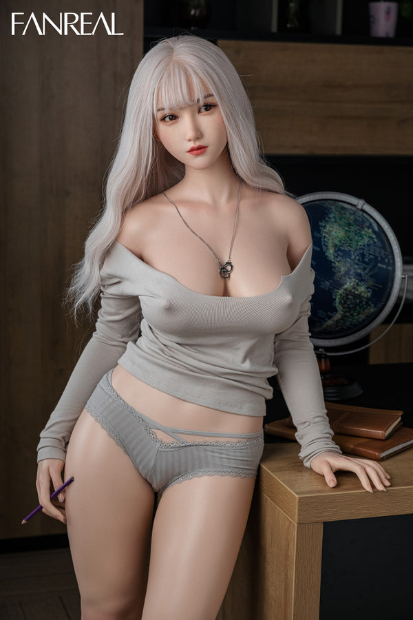 Yao: 159cm F-Cup Luxury Silicone Sex Doll