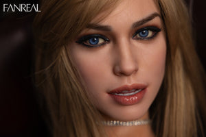 Della : Poupée sexuelle Fanreal (entièrement en silicone)