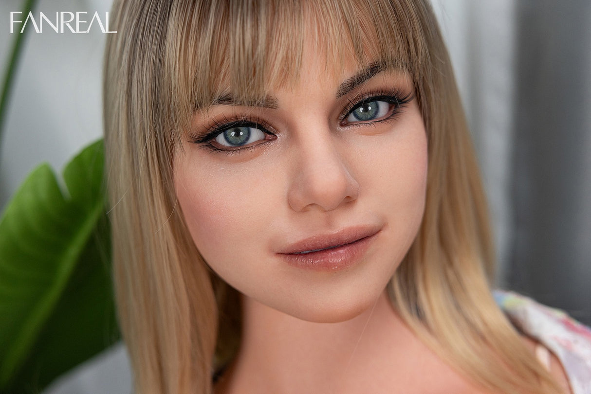 Maria: 109cm F-Cup Luxury Silicone Sex Doll Torso