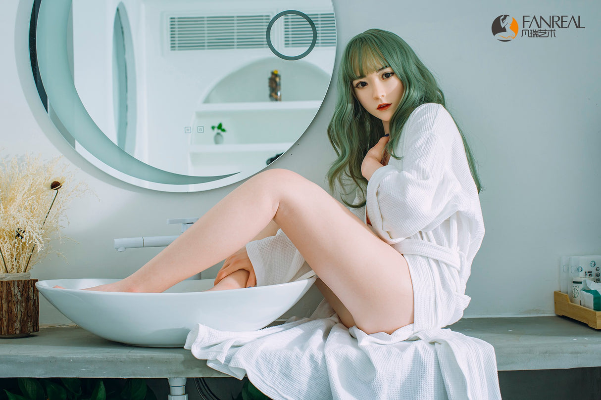 Qian: 158cm B-Cup Luxury Silicone Sex Doll