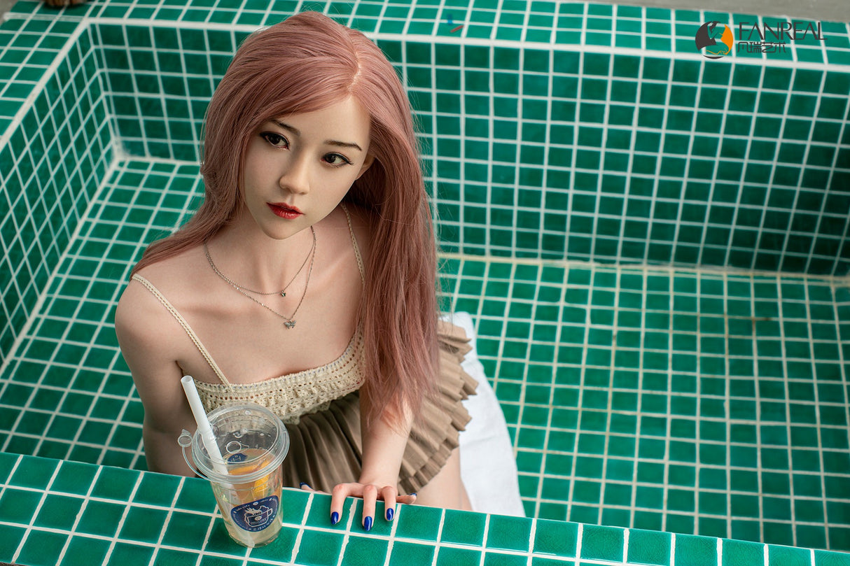 Qian: 158cm B-Cup Luxury Silicone Sex Doll