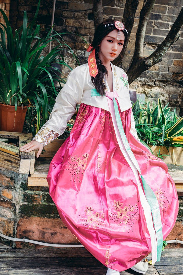 Jin : poupée sexuelle asiatique Starpery