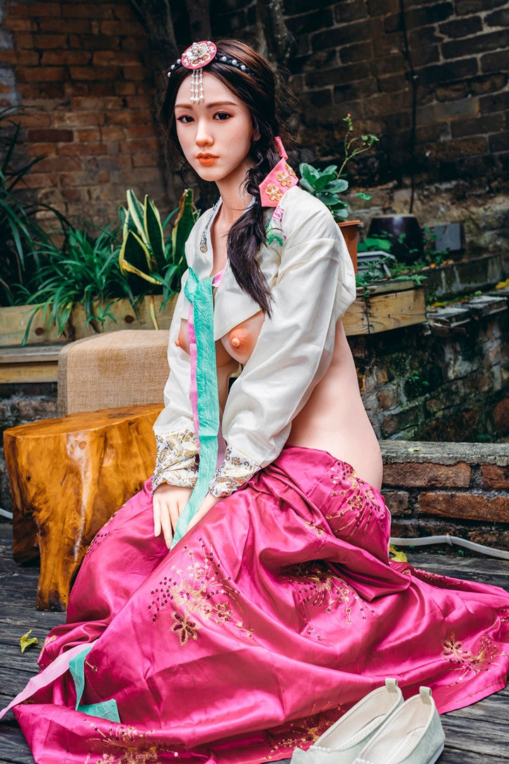 Jin : poupée sexuelle asiatique Starpery