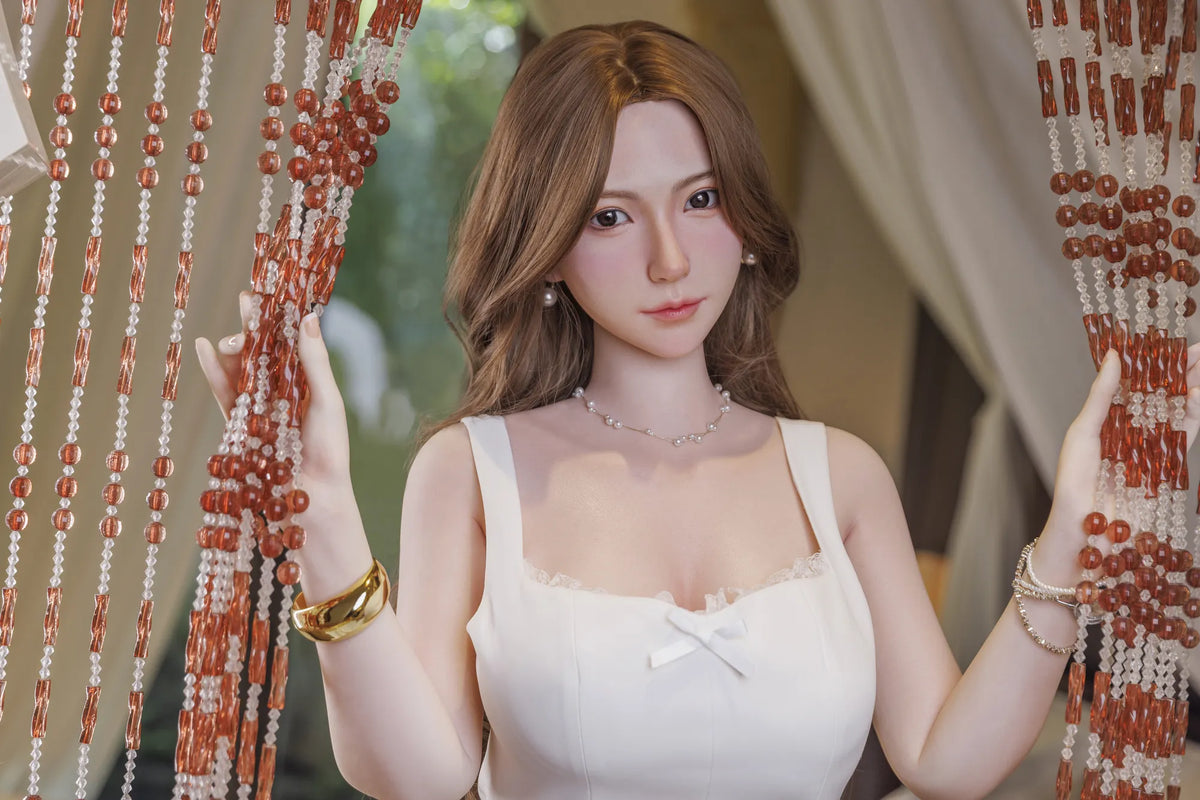 Chujian: 171cm D-Cup Refined Lady Realistic Sex Doll