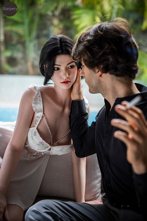 Gigi: Starpery weiße Sexpuppe