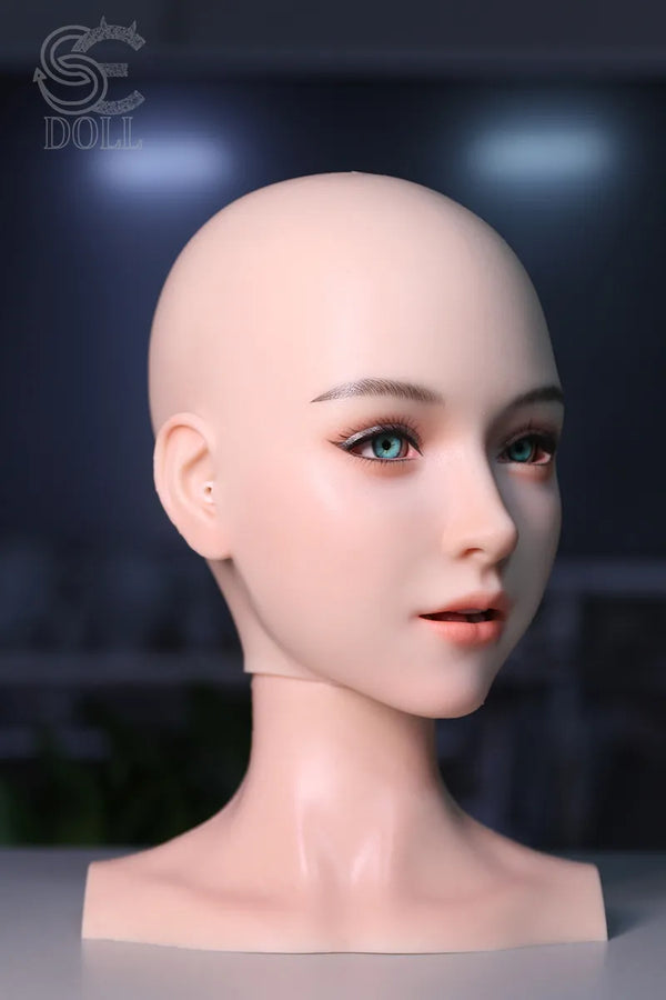 SE X-Robot Head - Annika - Talking & Facial Expressions