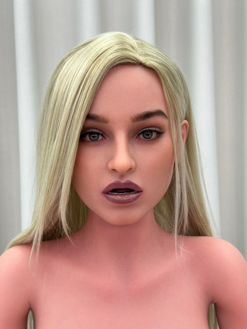 ZXE215_1: Weiße Sexpuppe von Zelex (SLE-Serie)