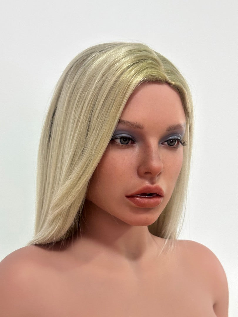 ZXE204_1: Weiße Sexpuppe von Zelex (SLE-Serie)