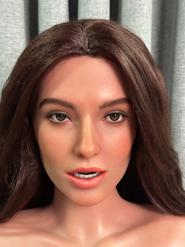 ZXE217_1: Weiße Sexpuppe von Zelex (SLE-Serie)