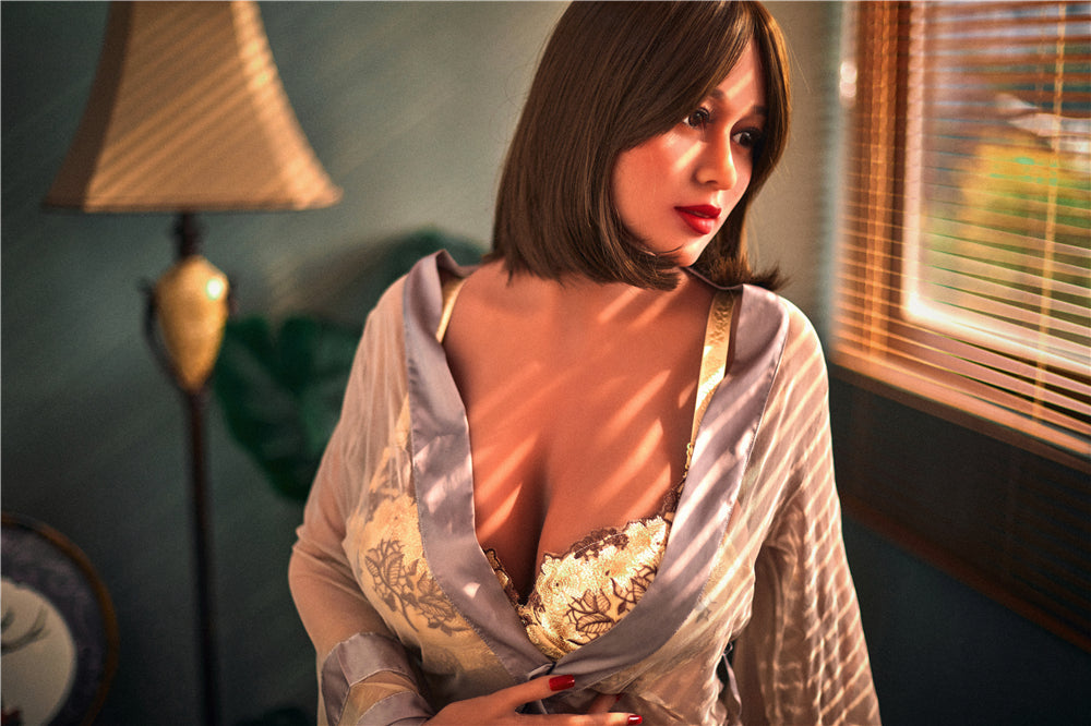 Sarah: Irontech Indian Sex Doll
