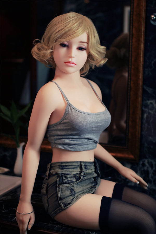 Betty: JYDoll White Sex Doll