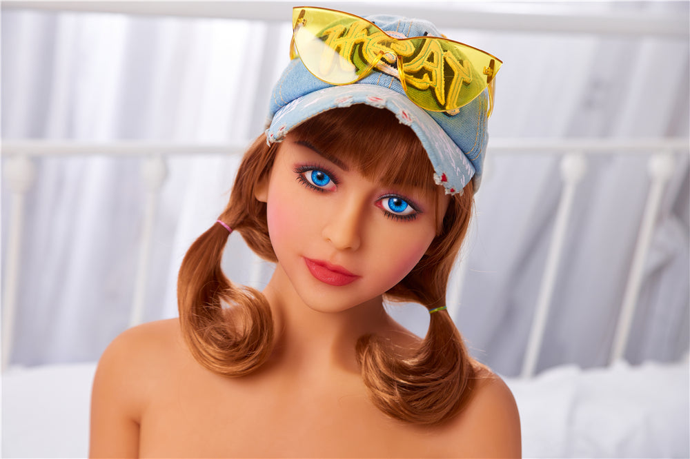 Miki: Irontech White Sex Doll
