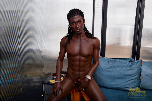 M7 : Poupée sexuelle masculine Irontech (entièrement en silicone)