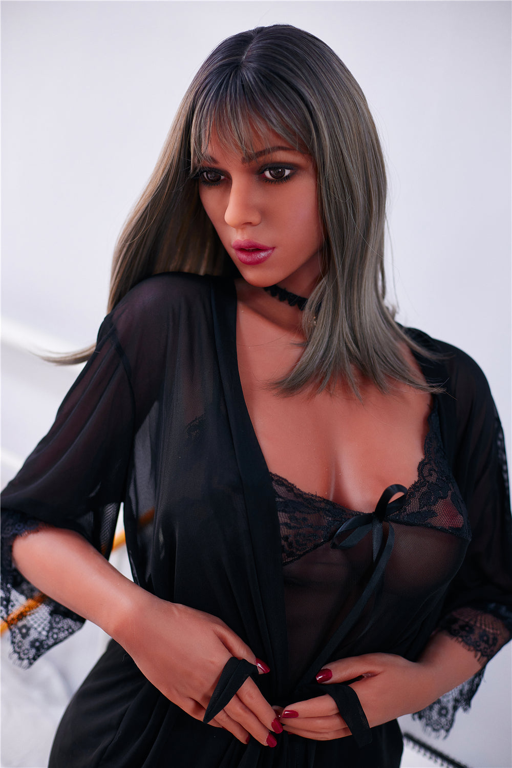 Viola: Irontech White Sex Doll