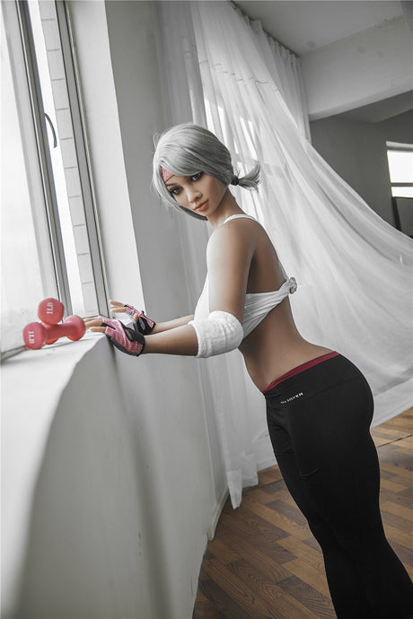 Ayumi: Irontech White Sex Doll