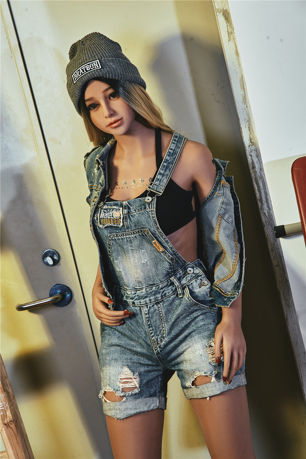 Miki: Irontech Asian Sex Doll