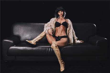 Emily: Irontech Latin Sex Doll