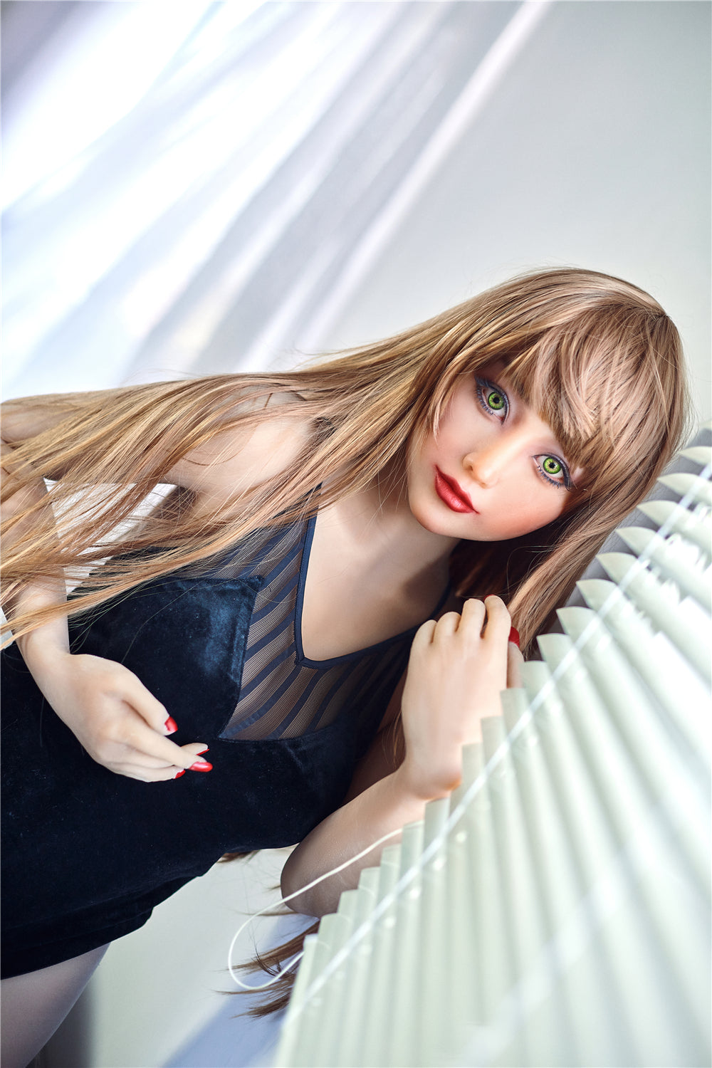 Saya: Irontech White Sex Doll