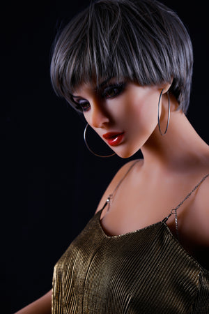 Victoria: Qita Doll White Sex Doll