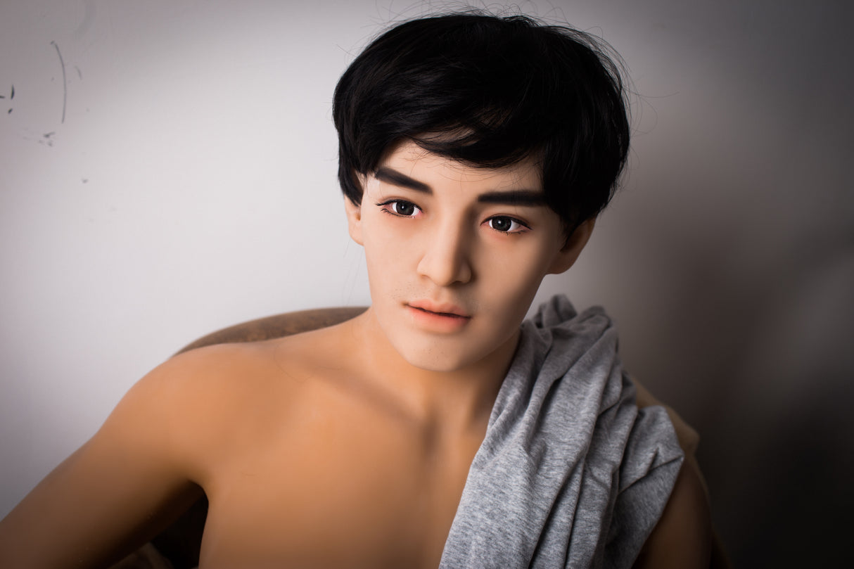 Tang: Qita Doll Asiatische männliche Sexpuppe